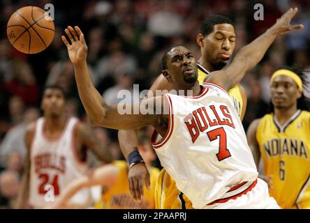 Bulls defeat Wizards 83-81 in first NBA game in South America