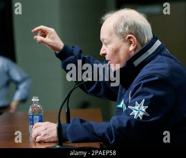 Dave Niehaus dies, voice of the Seattle Mariners