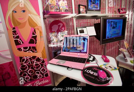 Barbie idesign ultimate stylist online