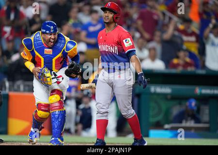 Venezuela's Salvador Perez injured by Royals backup Drew Butera