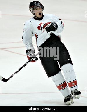 Brad marchand team canada jersey hotsell