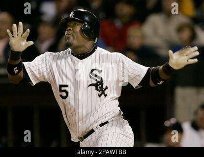 https://l450v.alamy.com/450v/2pawtbb/file-chicago-white-soxs-juan-uribe-watches-his-two-run-home-run-against-the-cleveland-indians-during-a-baseball-game-in-chicago-in-this-sept-11-2007-file-photo-uribe-and-the-white-sox-agreed-wednesday-nov-7-2007-to-a-45-million-one-year-contract-that-keeps-the-slick-fielding-shortstop-in-chicagoap-photobrian-kersey-2pawtbb.jpg