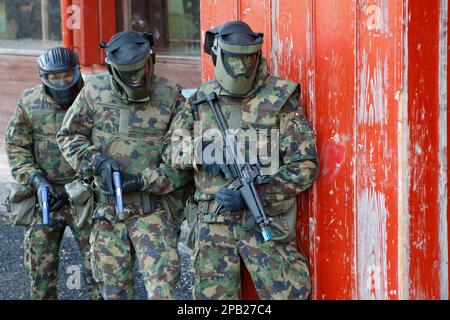Swiss on sale army commando