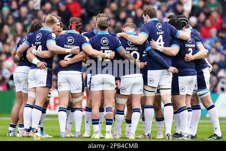 Scotland team huddle ahead of the Guinness Six Nations match at BT Murrayfield Stadium, Edinburgh. Picture date: Sunday March 12, 2023. Stock Photo