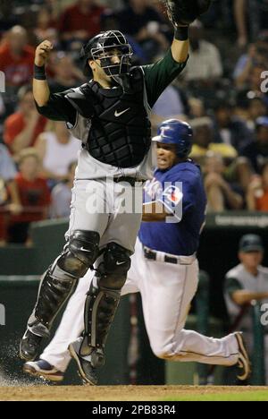 Texas Rangers first baseman Hank Blalock during a baseball game against the  Tampa Bay Rays, Saturday, July 4, 2009, in Arlington, Texas. (AP Photo/Matt  Slocum Stock Photo - Alamy