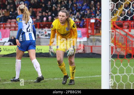 Crawley, UK. 12th Mar, 2023. Crawley, England, March 12th 2023: It was a muddy afternoon for Megan Walsh (BRI, 1) at the Barclays FA Women's Super League football match between Brighton and Manchester City at Broadfield Stadium in Crawley, England. (Bettina Weissensteiner/SPP) Credit: SPP Sport Press Photo. /Alamy Live News Stock Photo
