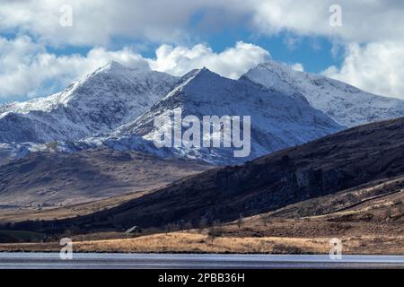 Snowdon mountain covered with snow, Snowdonia, North Wales Stock Photo