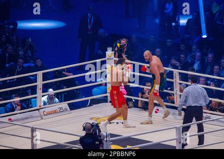 11-28-2015 Dusseldorf, Germany. 'The Joker smile' on the face of challenger Tyson Fury  in fight with Vladimir Klitschko Stock Photo