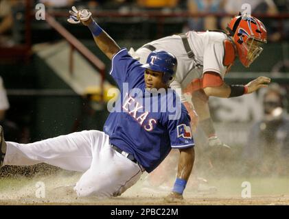 Texas Rangers first baseman Hank Blalock during a baseball game against the  Tampa Bay Rays, Saturday, July 4, 2009, in Arlington, Texas. (AP Photo/Matt  Slocum Stock Photo - Alamy