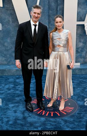 David Benioff and Amanda Peet attending the Vanity Fair Oscar Party held at the Wallis Annenberg Center for the Performing Arts in Beverly Hills, Los Angeles, California, USA. Picture date: Sunday March 12, 2023. Stock Photo