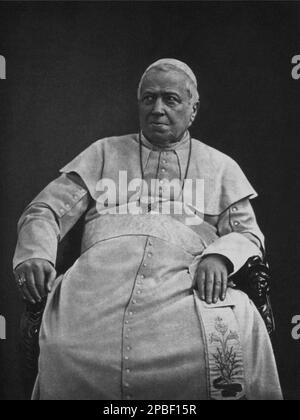 1870 c, ITALY :  The  Pope PIO IX ( Giovanni Maria Mastai Ferretti , Senigallia 1792 - Roma 1878 ). -  RELIGIONE CATTOLICA - CATHOLIC RELIGION - ritratto - portrait  - thron - trono - PIUS ---  Archivio GBB Stock Photo