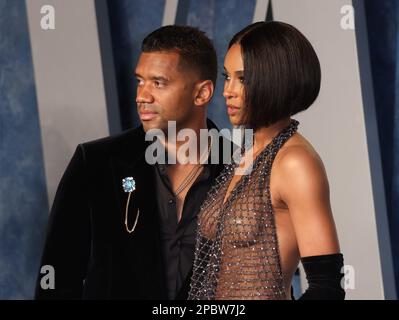 Beverly Hills, USA. 12th Mar, 2023. Ciara and Russell Wilson attend the 2023 Vanity Fair Oscar Party at Wallis Annenberg Center for the Performing Arts on March 12, 2023 in Beverly Hills, California. Photo: CraSH/imageSPACE Credit: Imagespace/Alamy Live News Stock Photo