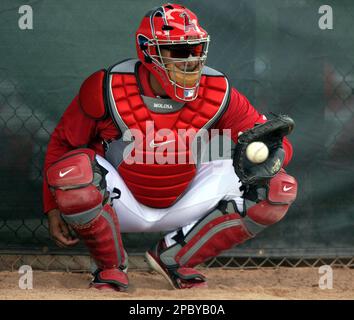 Anaheim Angels starter Bartolo Colon throws to the Chicago White Sox during  the first inning at Angel Stadium in Anaheim, Calif., Sunday, Sept. 12,  2004. (AP Photo/Chris Carlson Stock Photo - Alamy