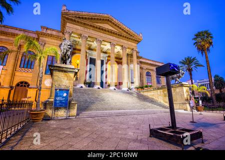 PALERMO, ITALY - NOVEMBER 10, 2022: Massimo Theater at twilight. The Teatro Massimo Vittorio Emanuele is an opera house opened in 1897. Stock Photo