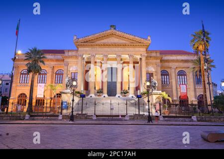 PALERMO, ITALY - NOVEMBER 10, 2022: Massimo Theater at twilight. The Teatro Massimo Vittorio Emanuele is an opera house opened in 1897. Stock Photo