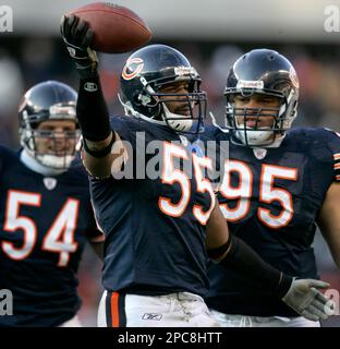 Chicago Bears linebacker Lance Briggs (55) celebrates the Bears win over  the Seattle Seahawks at Soldier Field in Chicago on October 1, 2006. The  Bears won 37-6. (UPI Photo/Brian Kersey Stock Photo - Alamy