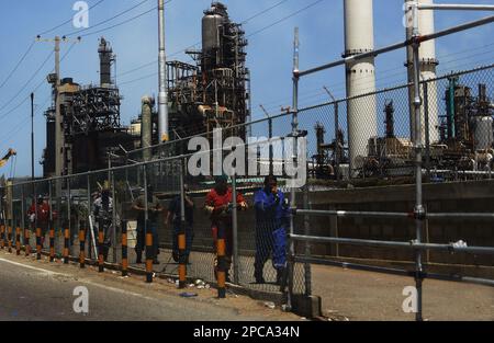 Paraguana, Venezuela. 13th Mar, 2023. The catalytic cracker at Amuay, Venezuela's largest refinery, has been halted for repairs for at least a week. Amuay and the Cardon refinery make up the ParaguanÃ¡ Refining Center (CRP), the largest in the oil country, with the capacity to convert 955,000 barrels per day of crude. on March 13, 2023 in Paraguana, Venezuela. (Credit Image: © Humberto Matheus/eyepix via ZUMA Press Wire) EDITORIAL USAGE ONLY! Not for Commercial USAGE! Credit: ZUMA Press, Inc./Alamy Live News Stock Photo