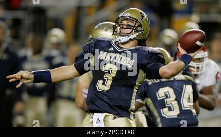 Pittsburgh quarterback Tyler Palko (3) takes the ball in for a