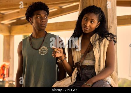 OUTER BANKS, from left: Carlacia Grant, Jonathan Daviss, The Bells
