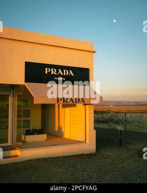 Morning light on Prada Marfa, Valentine, Texas Stock Photo