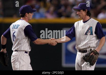 Arizona Diamondbacks second baseman Craig Counsell waits for the game  between the Diamondbacks and the San Diego Padres at Petco Park, San Diego,  CA, August 30, 2005. (UPI Photo/Roger Williams Stock Photo 