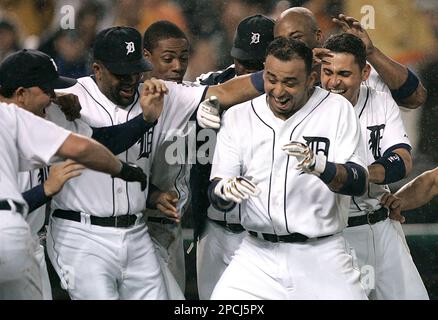 Ex-Detroit Tigers Ordoñez, Guillen reunite in Puerto Rico