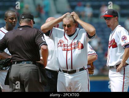 Florida Marlins' shortstop Edgar Renteria prepares to make the throw to  first against the St. Louis Cardinals in Miami Saturday May 25, 1996.(AP  Photo/Jeffrey Boan Stock Photo - Alamy