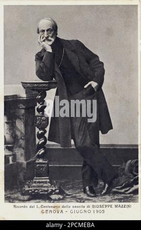 1860 ca , London , GREAT BRITAIN : The italian politician GIUSEPPE MAZZINI ( 1805 - 1872 ) in London , photo by D. Lama . Postcard pubblishe in Genova , Italy , for the 100Th Birthday anniversary in 1905  - POLITICO - POLITICA - POLITIC  - Unita' d' Italia - Risorgimento  - foto storiche - foto storica - portrait - ritratto - beard - barba  ---  Archivio GBB Stock Photo