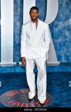 USA. 13th Mar, 2023. Usher walking on the red carpet at the 2023 Vanity Fair Oscar Party held at the Wallis Annenberg Center for the Performing Arts in Beverly Hills, CA on March 12, 2023. (Photo by Anthony Behar/Sipa USA) Credit: Sipa USA/Alamy Live News Stock Photo
