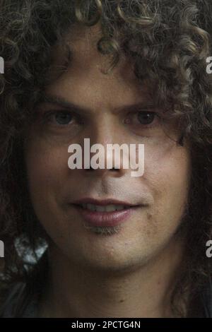 Andrew Stockdale of Wolfmother performing a free concert at the ...