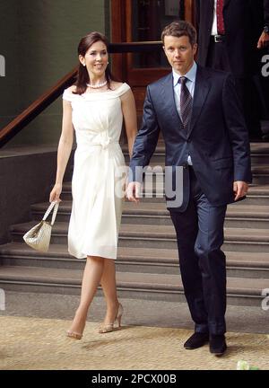 Denmark's Australian-born Crown Princess Mary and Crown Prince Frederik visit the Ny Carlsberg Glyptotek Museum in Copenhagen, Denmark , Tuesday, June 27 2006. The museum was reopened Tuesday after a 3 year renovation. The museum is best known for its impressionist paintings, antique sculptures, an Etruscan collection and Danish art.(AP Photo/John McConnico)