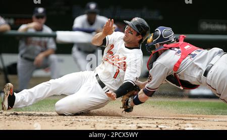 Baltimore Orioles Second Baseman Brian Roberts Talks Spring Training - CBS  Baltimore