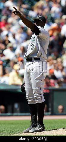 September 7, 2005: Dontrelle Willis becomes first Marlins pitcher to win 20  games – Society for American Baseball Research