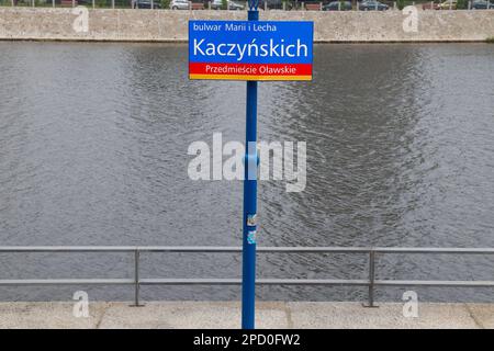 WROCLAW, POLAND - MAY 11, 2018: The Boulevard of Maria and Lech Kaczynski in Wroclaw, Poland. Street name sign. Stock Photo