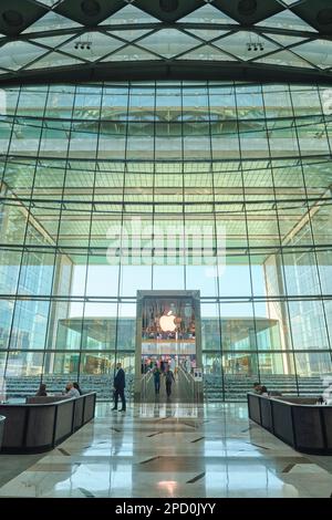 The Apple Store, The Galleria shopping Mall, Houston, Texas USA Stock Photo  - Alamy