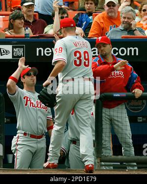 10 Years Ago, Aaron Rowand Ran Into a Wall in South Philly