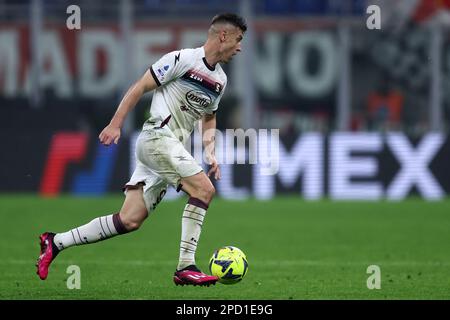 Milano, Italy. 13th Mar, 2023. Krzysztof Piatek of Us Salernitana in action during the Serie A football match beetween Ac Milan and Us Salernitana at Stadio Giuseppe Meazza on March 13, 2023 in Milano, Italy . Credit: Marco Canoniero/Alamy Live News Stock Photo