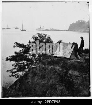 Belle Plain Landing, Virginia. Distance view of Belle Plain Landing on the James River. Civil war photographs, 1861-1865 . United States, History, Civil War, 1861-1865. Stock Photo