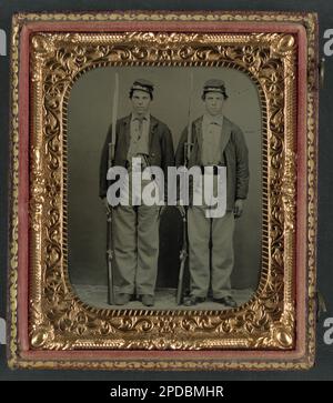 Two unidentified soldiers in Union uniforms Stock Photo - Alamy