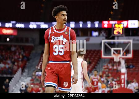 Madison, WI, USA. 14th Mar, 2023. Bradley Braves forward Darius Hannah (35) during the NCAA basketball NIT First Round game between the Bradley Braves and the Wisconsin Badgers at the Kohl Center in Madison, WI. Darren Lee/CSM/Alamy Live News Stock Photo