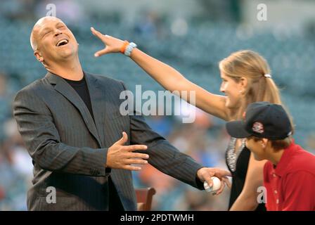 Cal Ripken Jr.'s floating head makes cameo in wife's confirmation