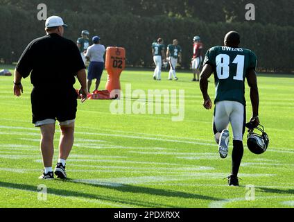 Terrell Owens Returns to Philadelphia