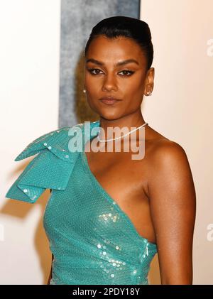 Simone Ashley attends the 2023 Vanity Fair Oscar Party at Wallis