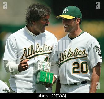 Dennis Eckersley announces retirement from announcing