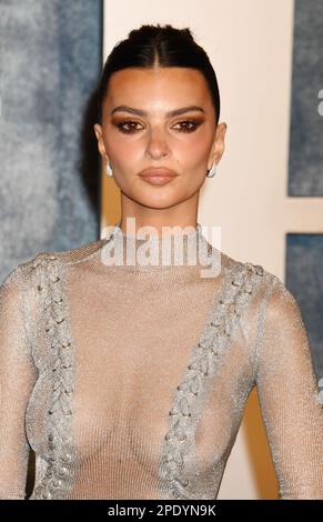 BEVERLY HILLS, CALIFORNIA - MARCH 12: Emily Ratajkowski attends the 2023 Vanity Fair Oscar Party hosted by Radhika Jones at Wallis Annenberg Center for the Performing Arts on March 12, 2023 in Beverly Hills, California. Credit: Jeffrey Mayer/JTMPhotos/MediaPunch Stock Photo