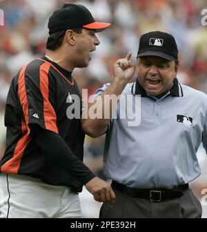 Baltimore Orioles' Sammy Sosa runs during practice Thursday, Feb. 24, 2005,  at spring training, in Fort Lauderdale, Fla. (AP Photo/Rick Bowmer Stock  Photo - Alamy