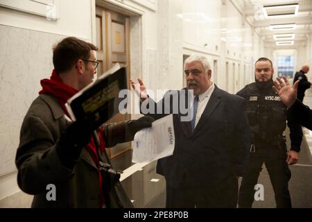 New York, New York, USA. 15th Mar, 2023. Sebastian Doggart.Executive Director Families Civil Liberties Union is denied access to the NY Commission on Judicial Conduct to deliver the signed letter of complaint. (Credit Image: © Mark J. Sullivan/ZUMA Press Wire) EDITORIAL USAGE ONLY! Not for Commercial USAGE! Credit: ZUMA Press, Inc./Ģ����ý Live News Stock Photo