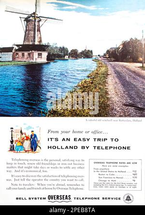 Bell systems Overseas telephone service advert in a Natgeo magazine September 1956 Stock Photo