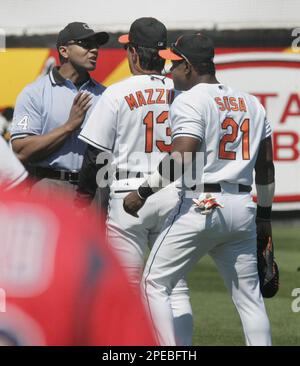 Baltimore Orioles' Sammy Sosa runs during practice Thursday, Feb. 24, 2005,  at spring training, in Fort Lauderdale, Fla. (AP Photo/Rick Bowmer Stock  Photo - Alamy