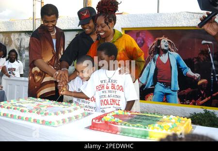 Jamaican Reggae Cake – Kristin Hervan Pastry